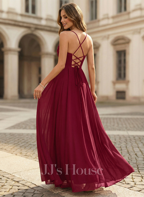 Journee Sweetheart Pleated Chiffon Prom Dress