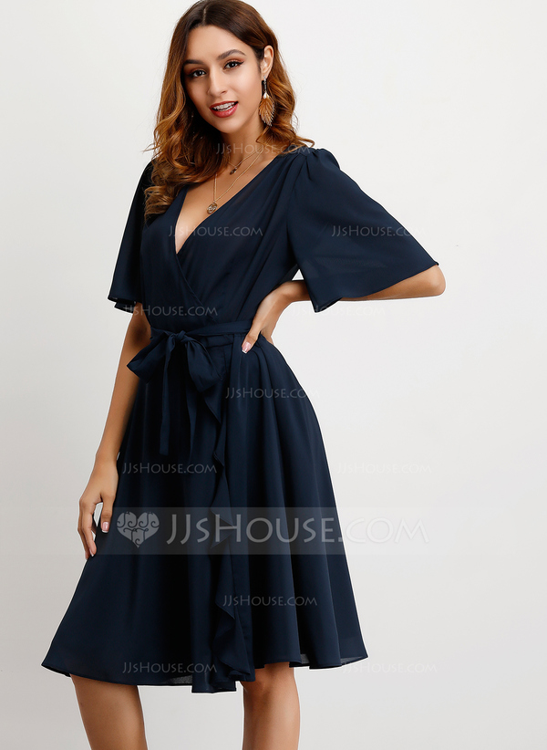 A-Line V-neck Knee-Length Chiffon Cocktail Dress (016208448) - JJ's House