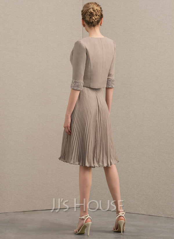 A-Line/Princess Scoop Neck Knee-Length Chiffon Lace Cocktail Dress With ...