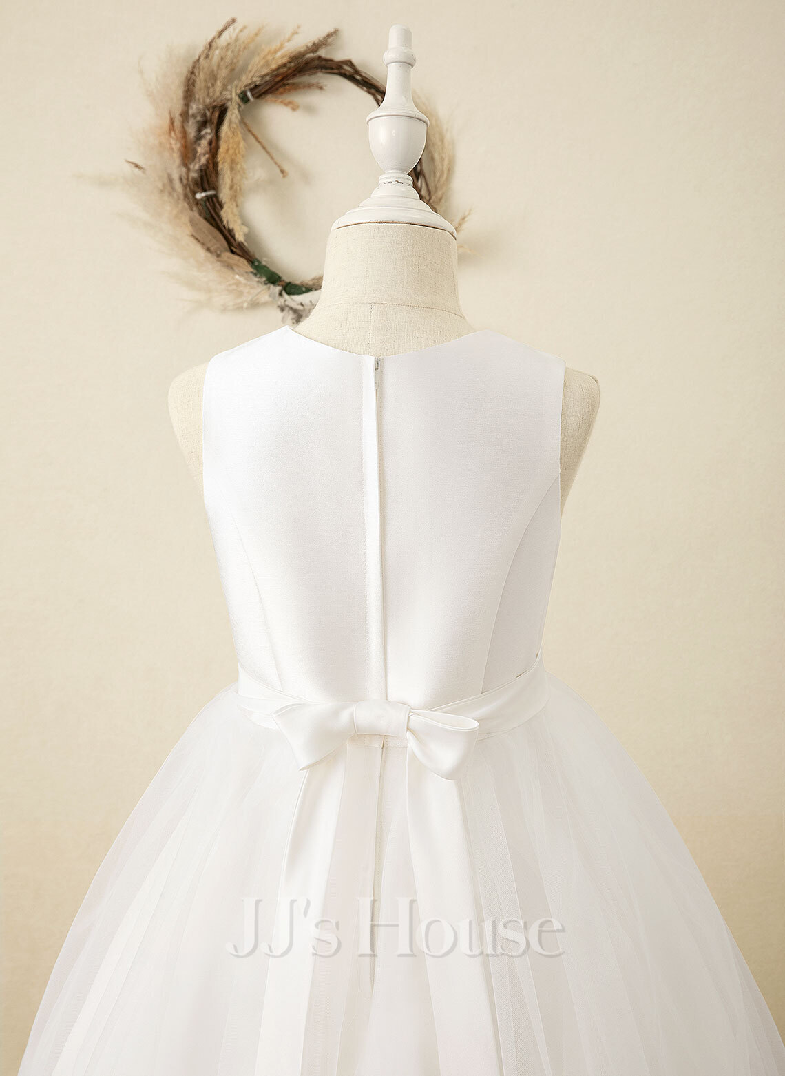 A-line Scoop Neck Tea-Length Flower Girl Dress main image 0