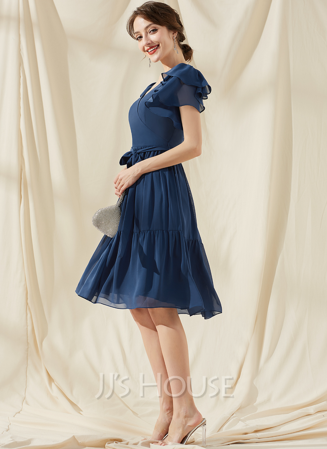 A-Line V-neck Knee-Length Chiffon Cocktail Dress With Bow(s) Cascading ...