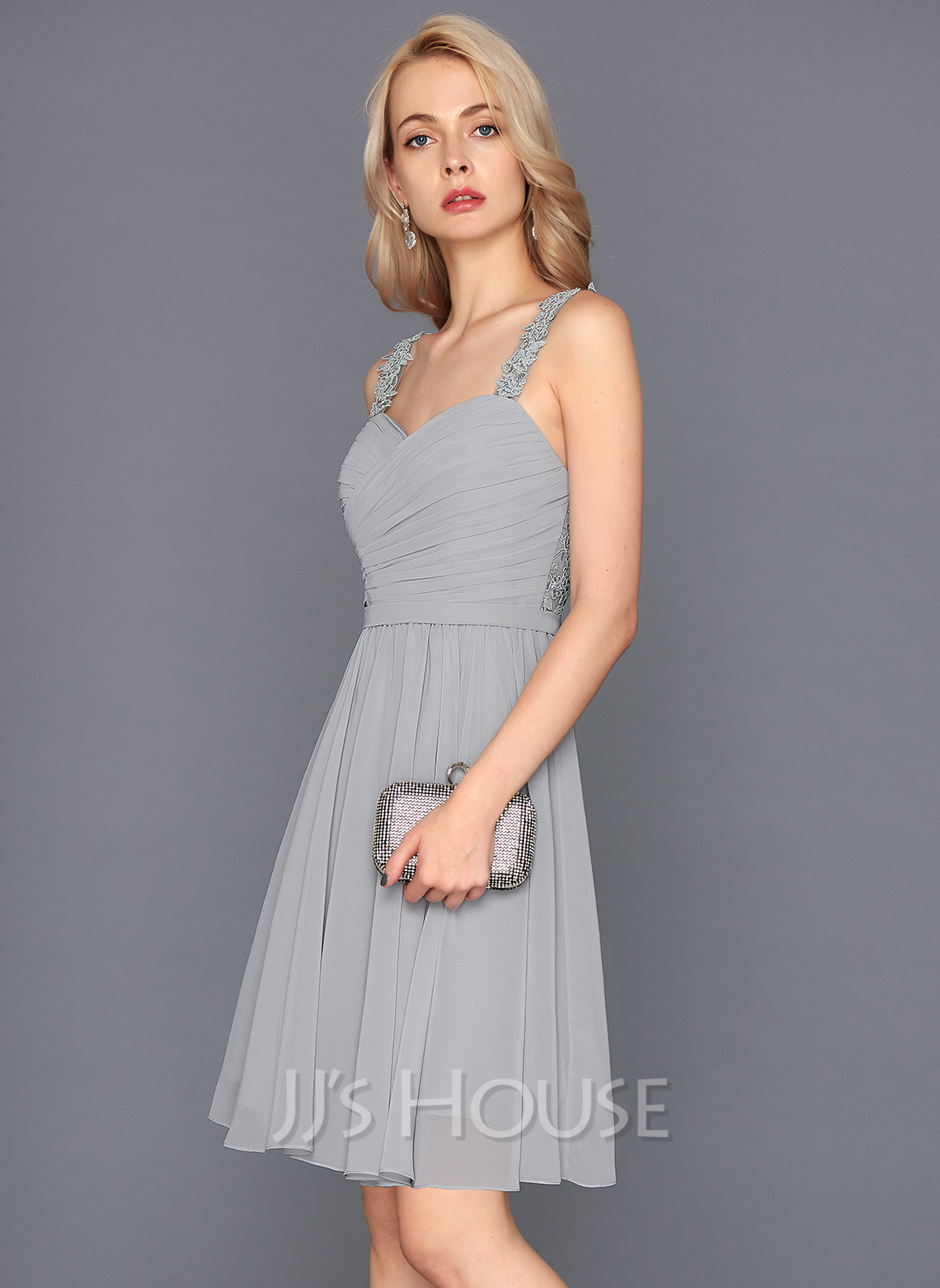 A-Line V-neck Knee-Length Chiffon Cocktail Dress With Ruffle (016124563 ...
